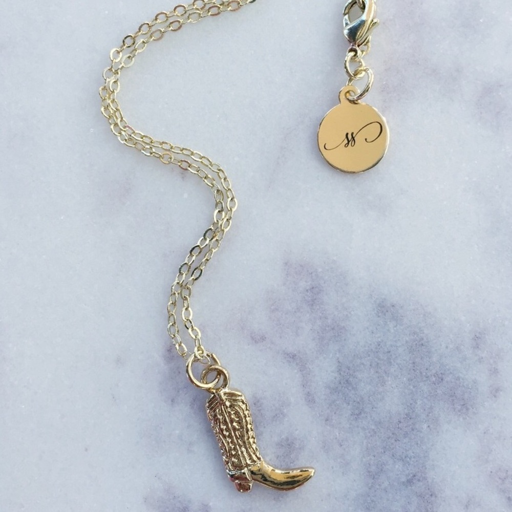 🆕DAINTY COWBOY BOOT NECKLACE